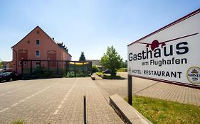 Gasthaus am Flughafen Lautzenhausen